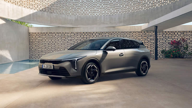 Kia K4 - odvážná a sebevědomá příď Kia K4 - odvážná a sebevědomá příď